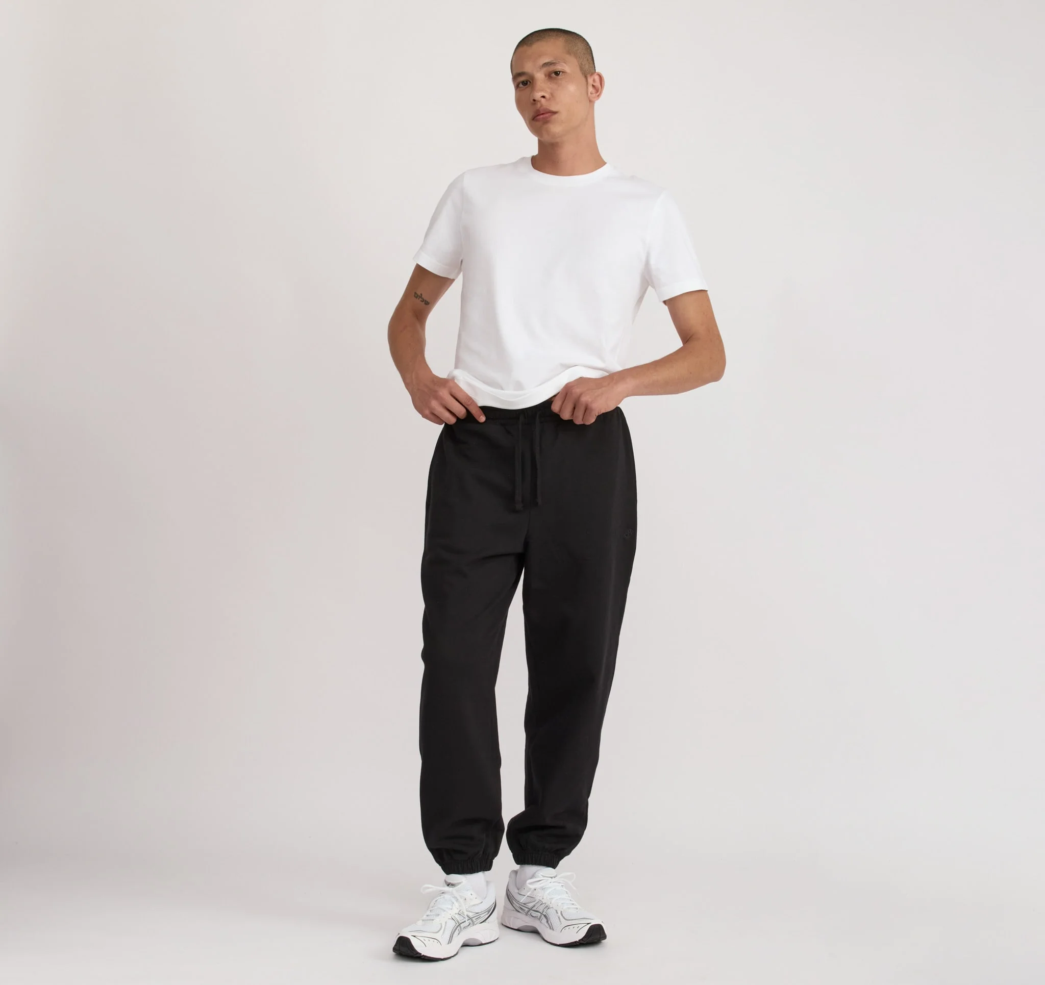 Weekend Joggers - Image 4