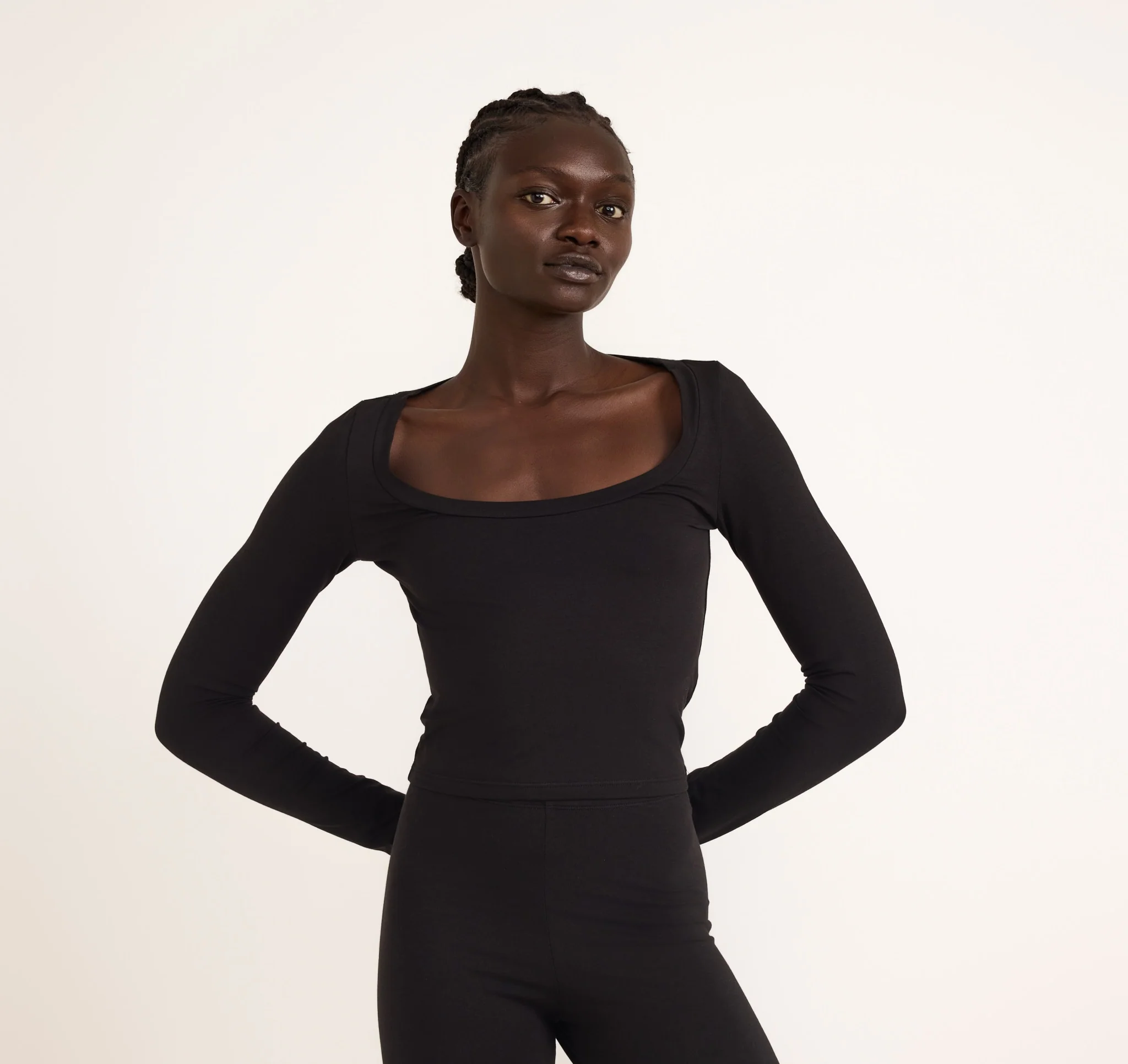 Everyday Scoop Neck Long Sleeve Tee - Image 3