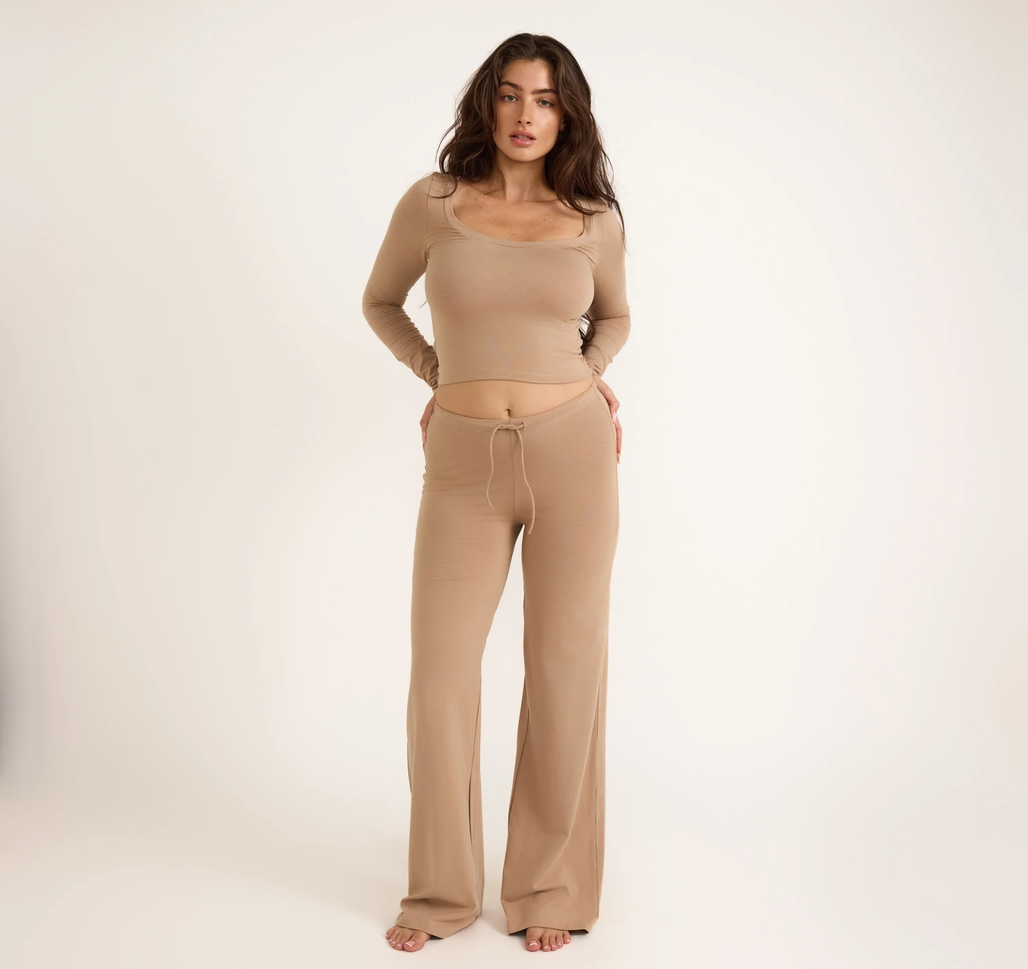 Everyday Scoop Neck Long Sleeve Tee - Image 2