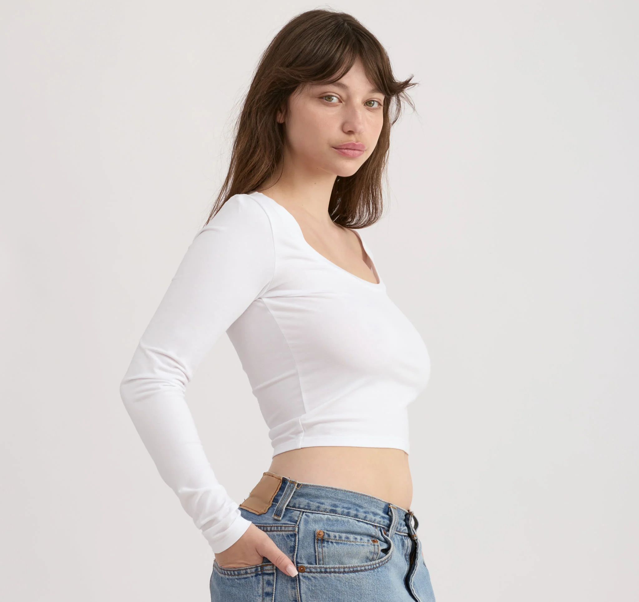 Everyday Scoop Neck Long Sleeve Tee