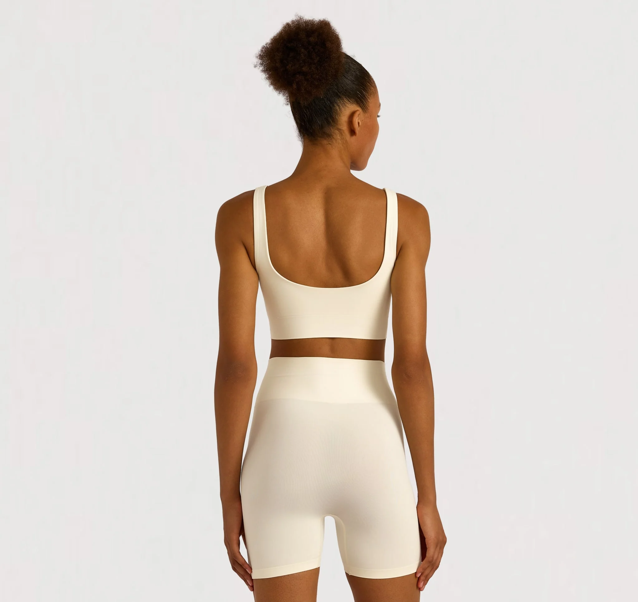 Smooth Shorts - Image 2